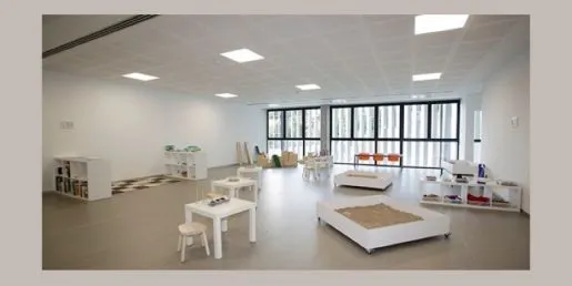 El Colegio Betània Patmos de Barcelona instala suelo radiante y sostenible REHAU
