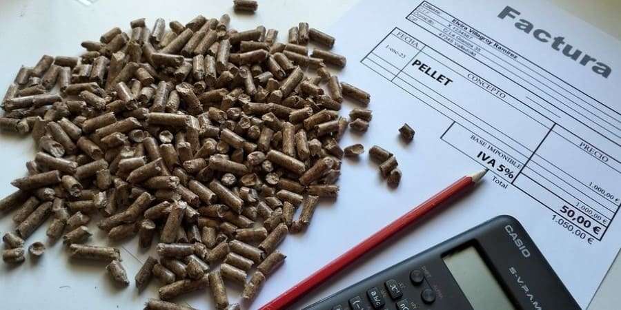El Gobierno mantiene el IVA reducido para pellets, briquetas y madera para leña hasta finales de 2023