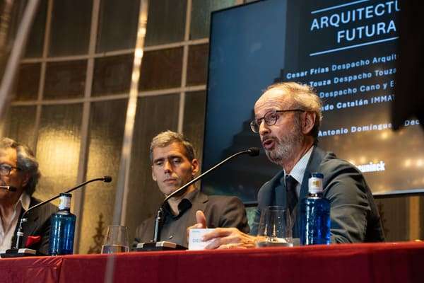 deceuninck 40 años mesa redonda