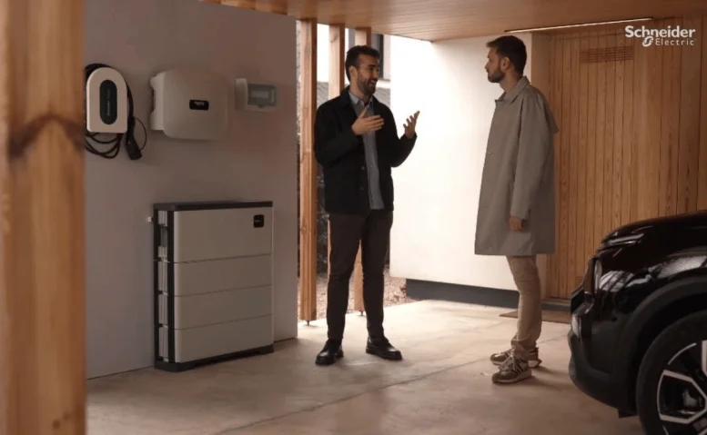 schneider electric lanza primera solucion integral para hogares inteligentes