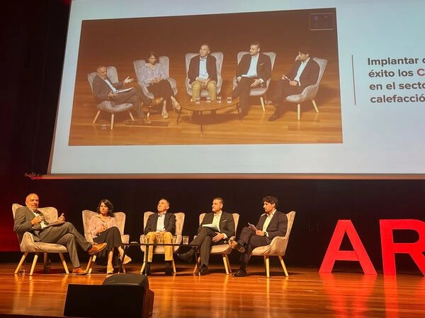 mesa redonda ariston 30 aniversario