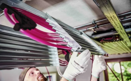 rehau lanza sistema techo radiante rauthern neo contact