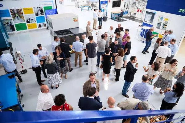 carrier academy inauguracion